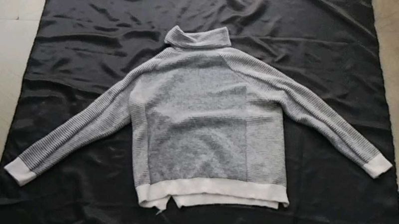 Cozy Gray Knit Turtleneck Sweater