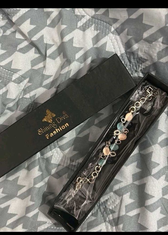 Shining Diva Fashion Bracelet