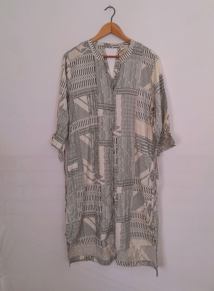 Off White Printed Kurta (Women's)