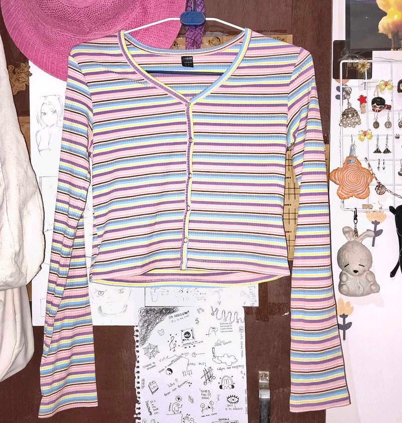 Striped Long Sleeve V-Neck Top