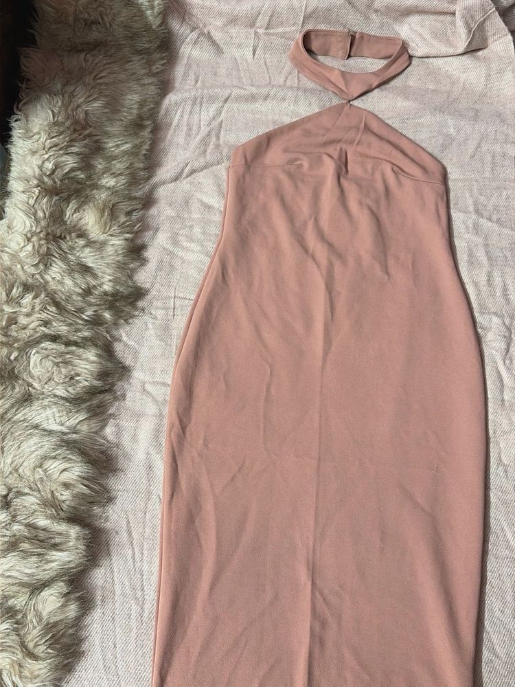 Elegant Pink Halter Neck Bodycon Dress