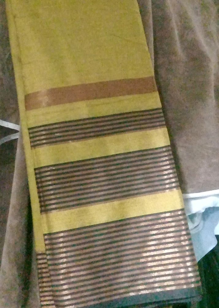 Striped Saree - Elegant Traditional Wear