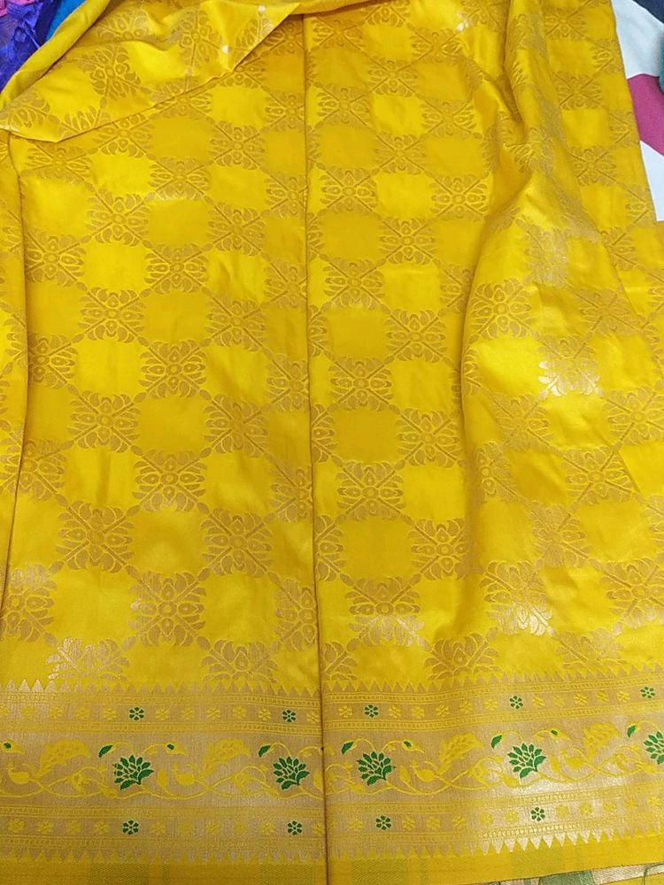 Lemon Yellow And Green Combination Banaras Saree