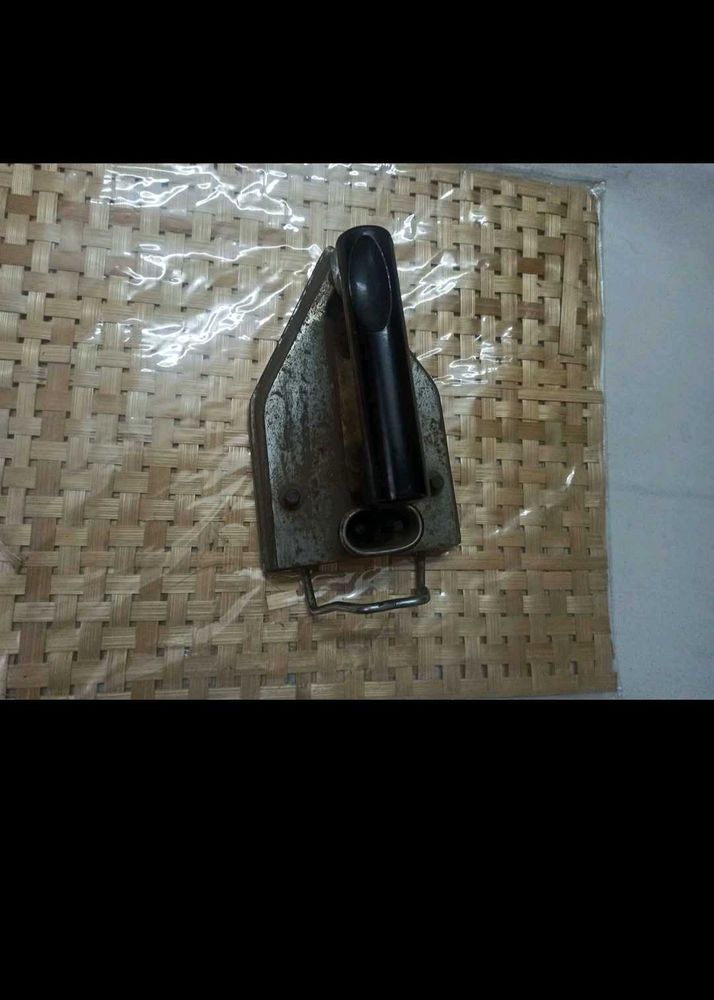 Vintage electric Iron with wire