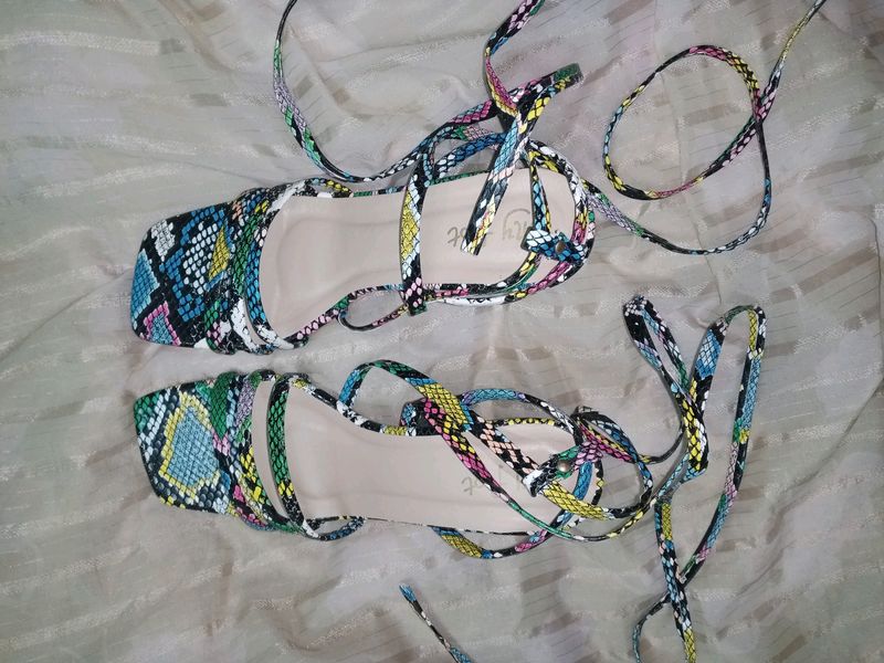 🆕Lacey Heel