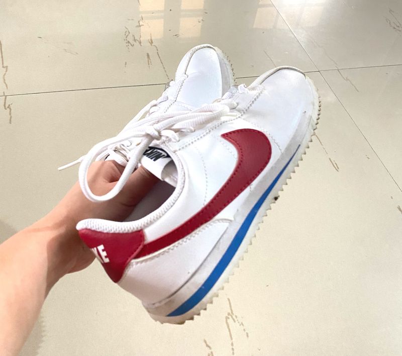 Nike Shoes, No Fault, Size 35.5