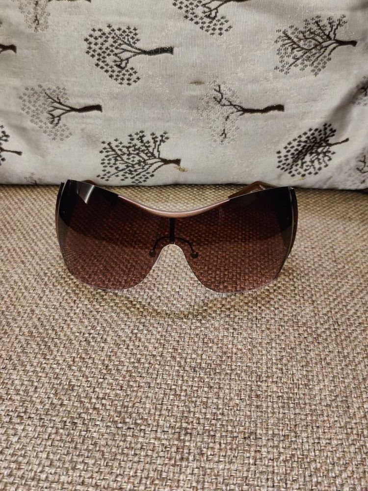Givenchy Stylish Oversized Brown Sunglasses