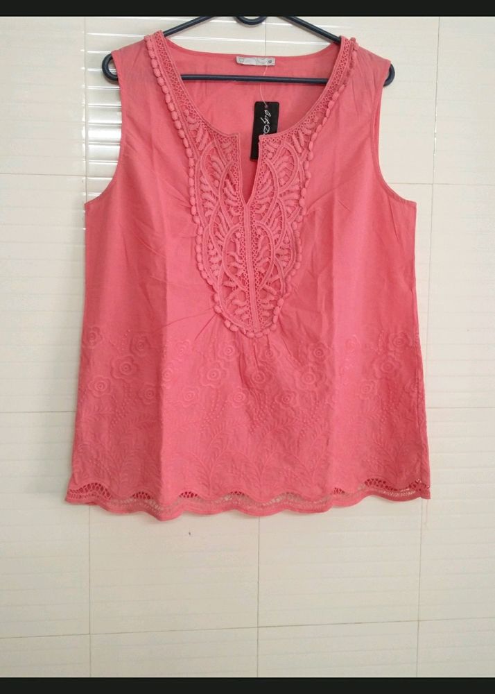 Beautiful Peach Embroidery New Top Overseas Brand