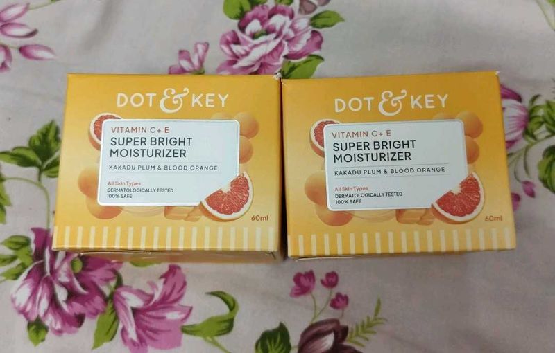 DOT &amp; KEY Super Bright Moisturizer