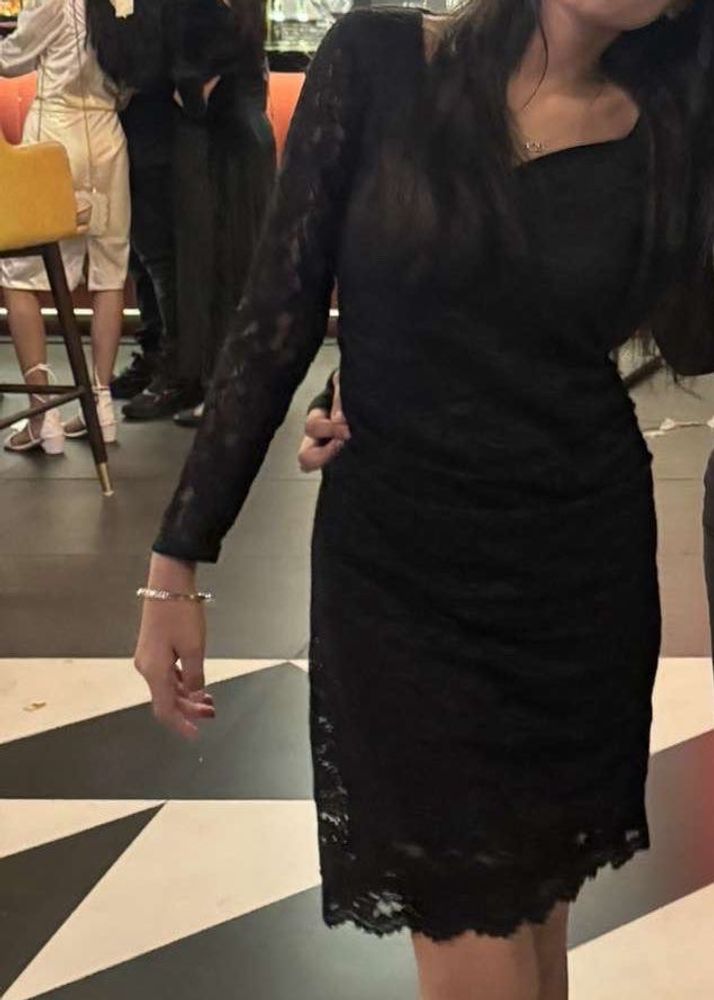 Elegant Black Lace Mini Dress