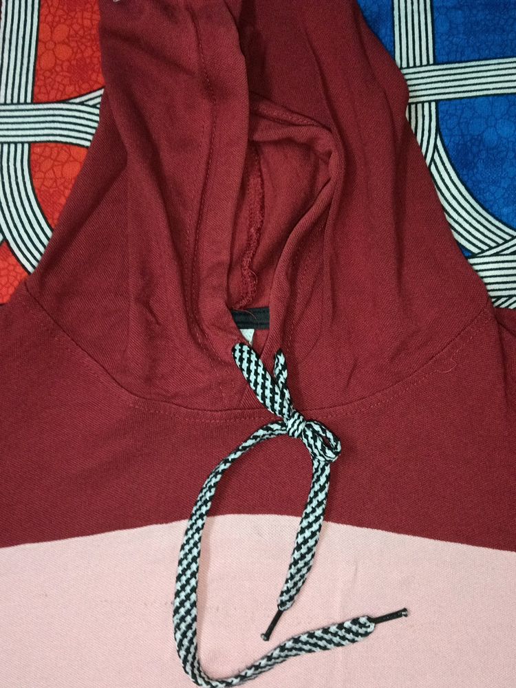 Women's Hooded Neck Hoodie