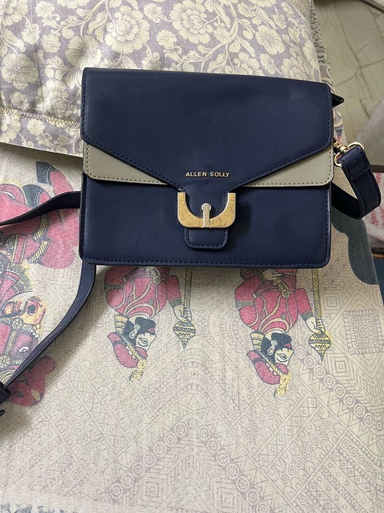 Allen Solly Women’s Navy Blue Sling Bag – Like New