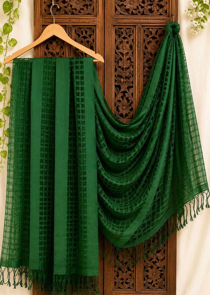 Beautiful Green Dupatta with Tassels 💚