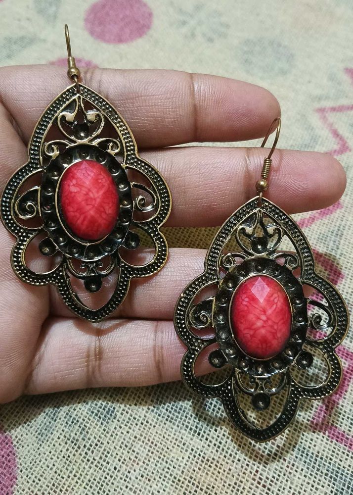 Vintage Filigree Red Stone Earrings