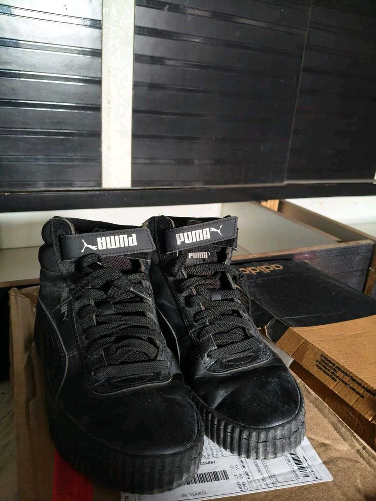 Puma High-Top Sneakers