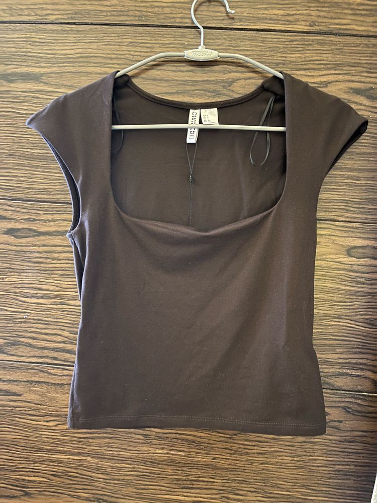 Brown scoop Neck Cap Sleeve Top