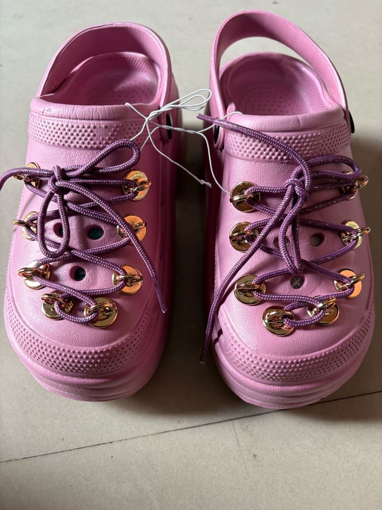 women girl Pink Embellished Clogs