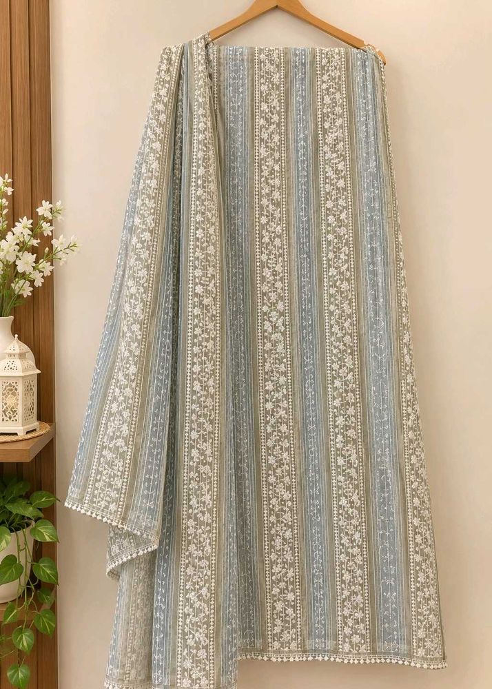 Elegant Embroidered kurta piece