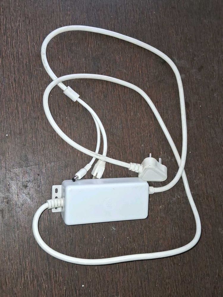White Power Adapter Cable