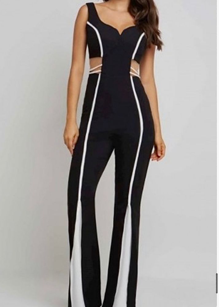 Chic Black &amp; White Cut-Out Jumpsuit