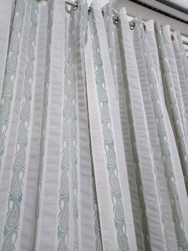 2 New Curtains Hardly Used