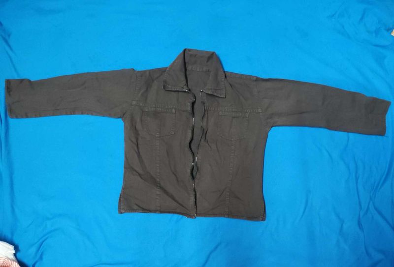 Classic Collared Zip-Up Jacket