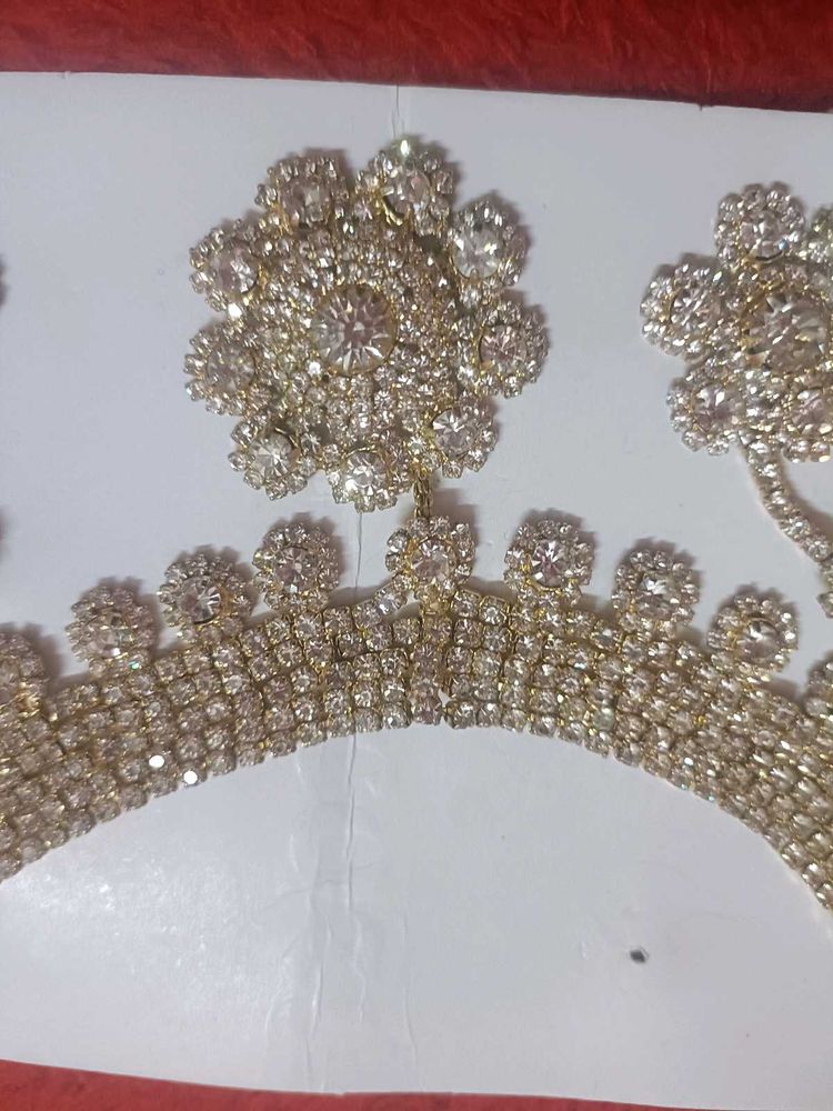 Sparkling Crystal necklace and Earring Set