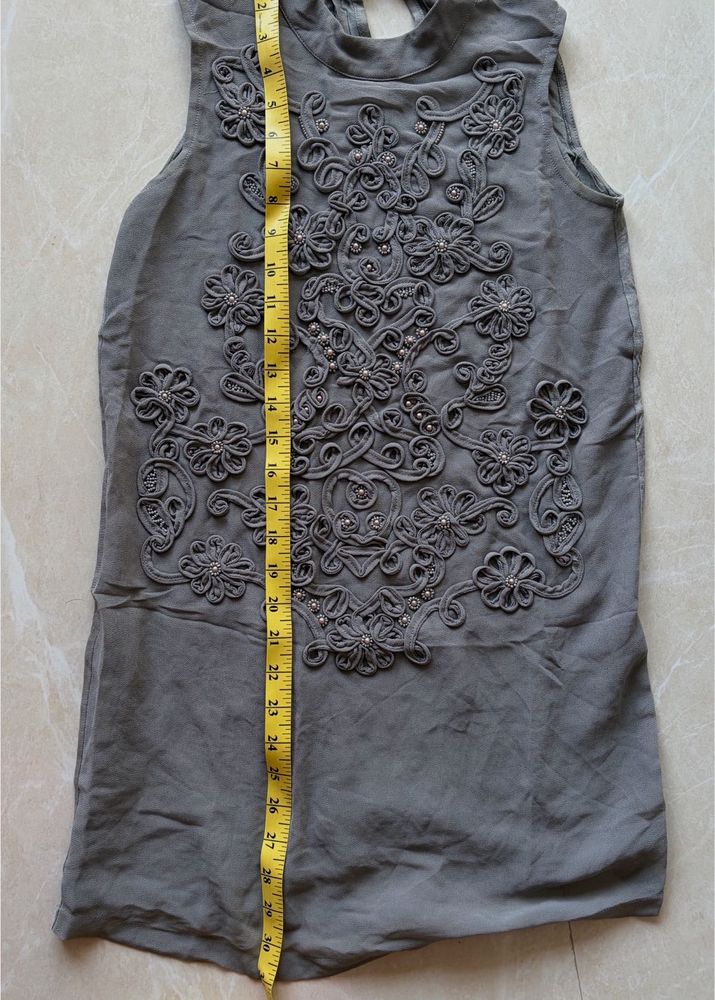 Embroidered Grey Sleeveless tunic