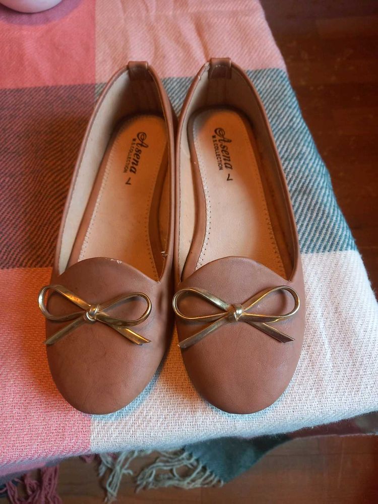 Cute Asena Collection Tan Flats