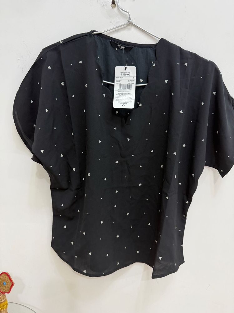 SheinC hic Black Heart Print Top