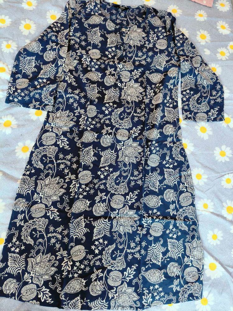 Elegant Navy Blue Floral Print Kurta