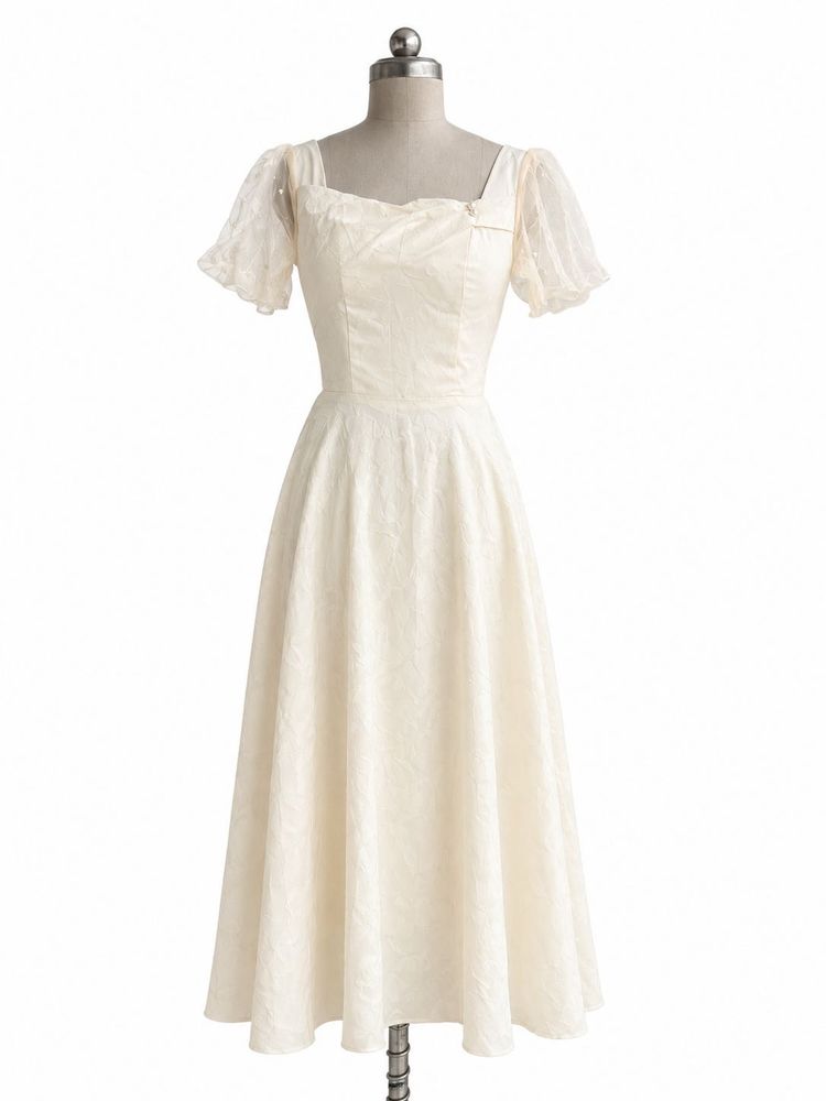 Elegant Cream Puff Sleeve Midi Dress