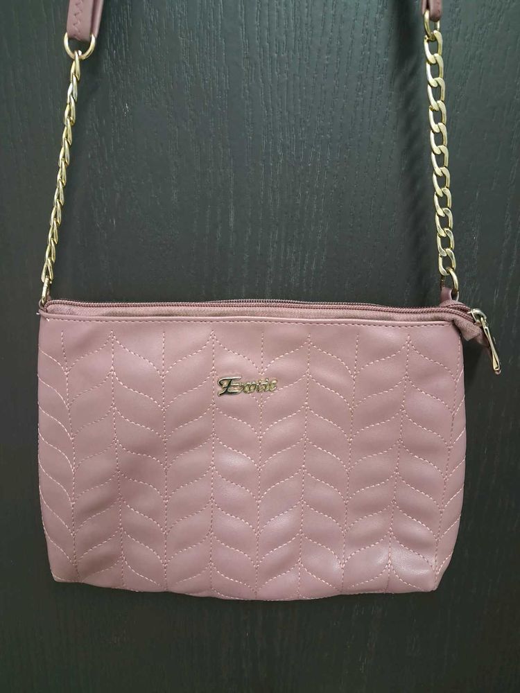 Exotic: Chic Crossbody Bag