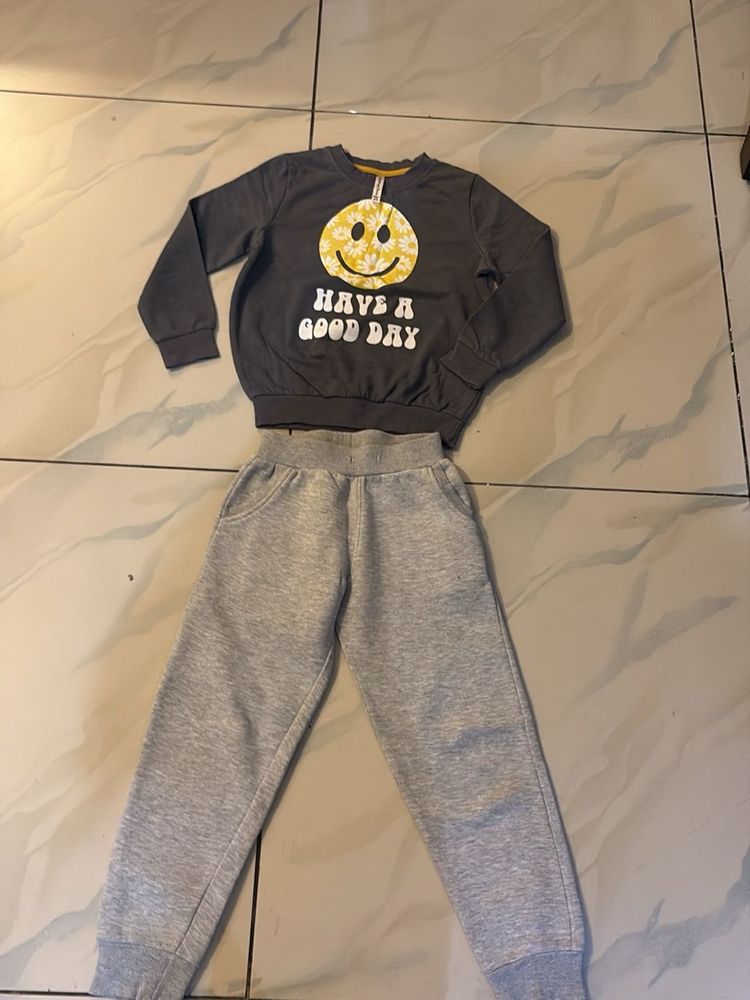 Girls Smiley Face Sweatshirt &amp; Joggers Set