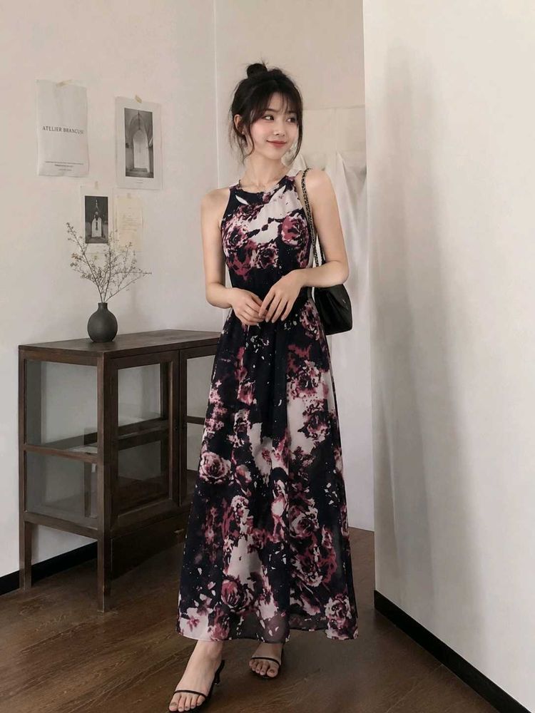 Floral Print Sleeveless Maxi Dress
