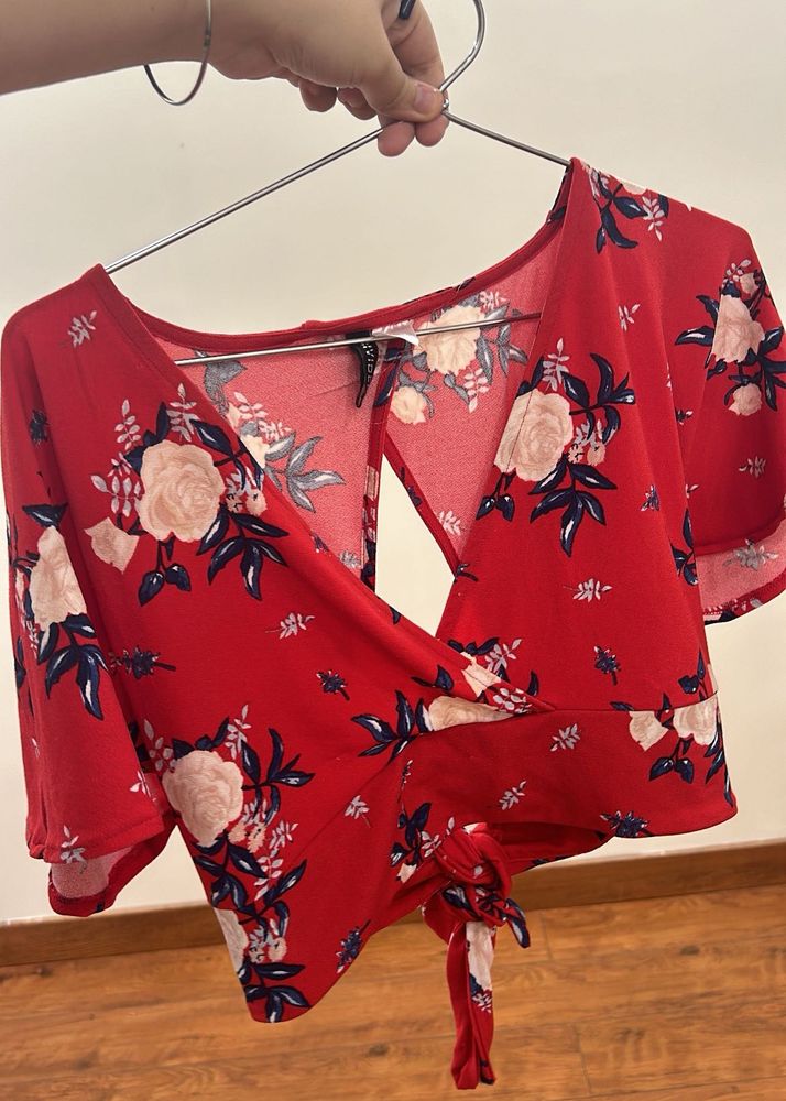 H&amp;m Adjustable top❤️