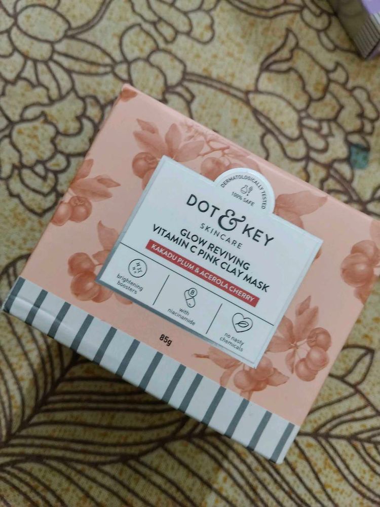 Dot &amp; Key Glow Reviving Clay Mask