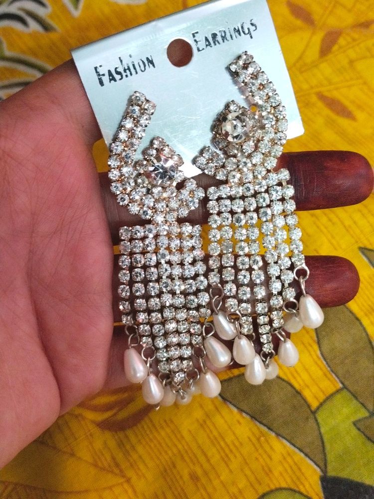 Sparkling Rhinestone Dangle Earrings