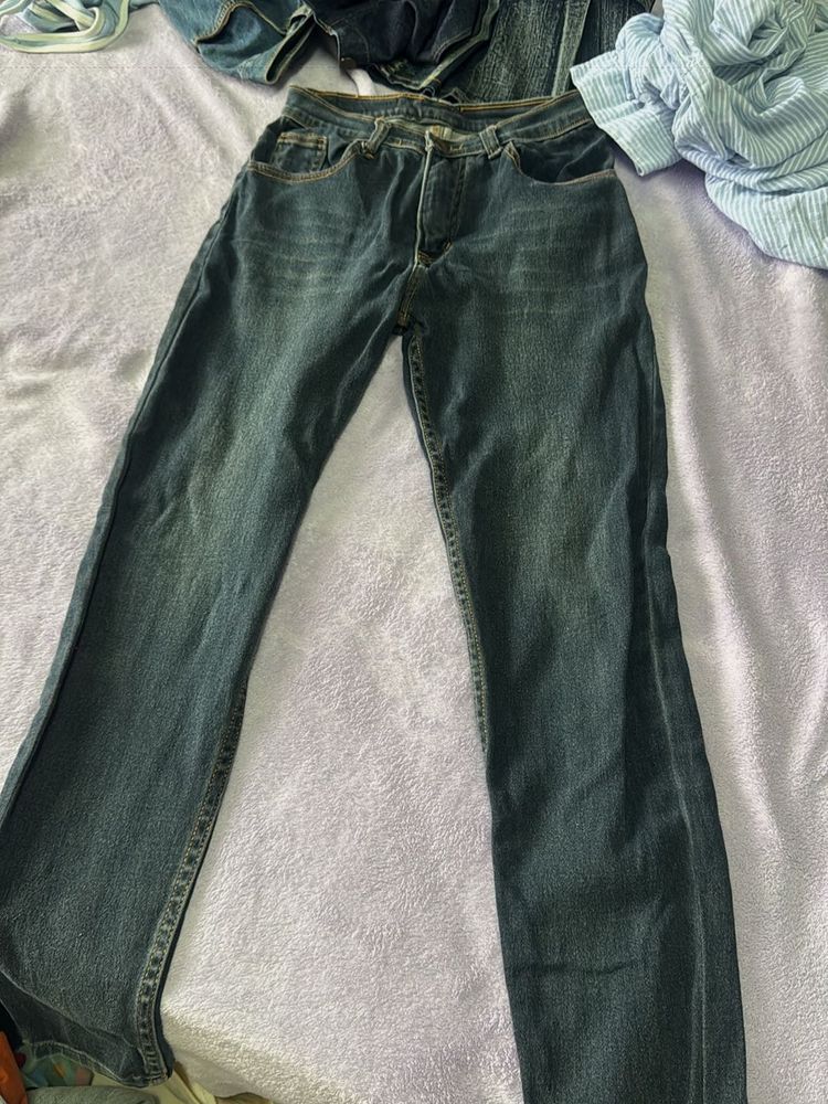 high waist jeans26-28 stretchy