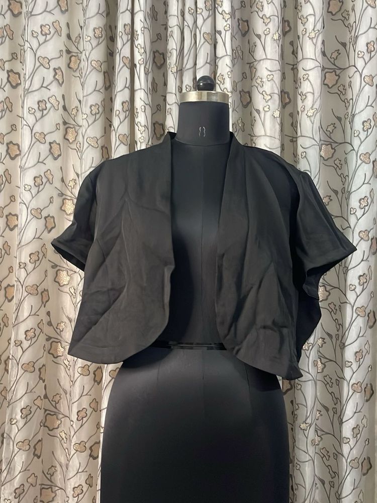 Chic Black Cropped Bolero Jacket