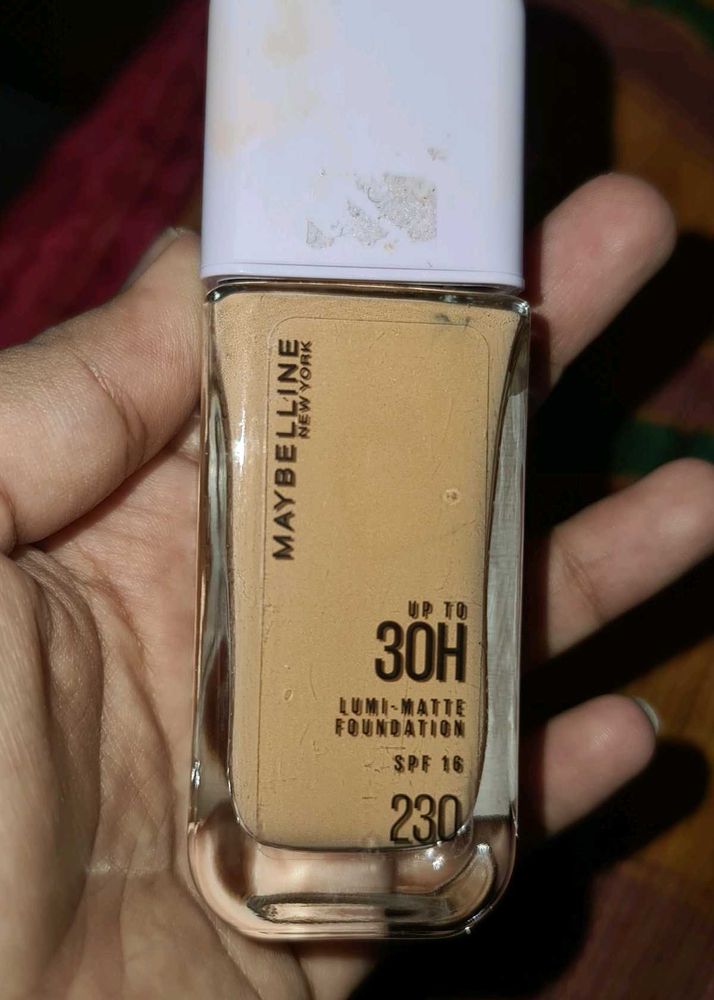 Maybelline Lumi-Matte Foundation SPF 16