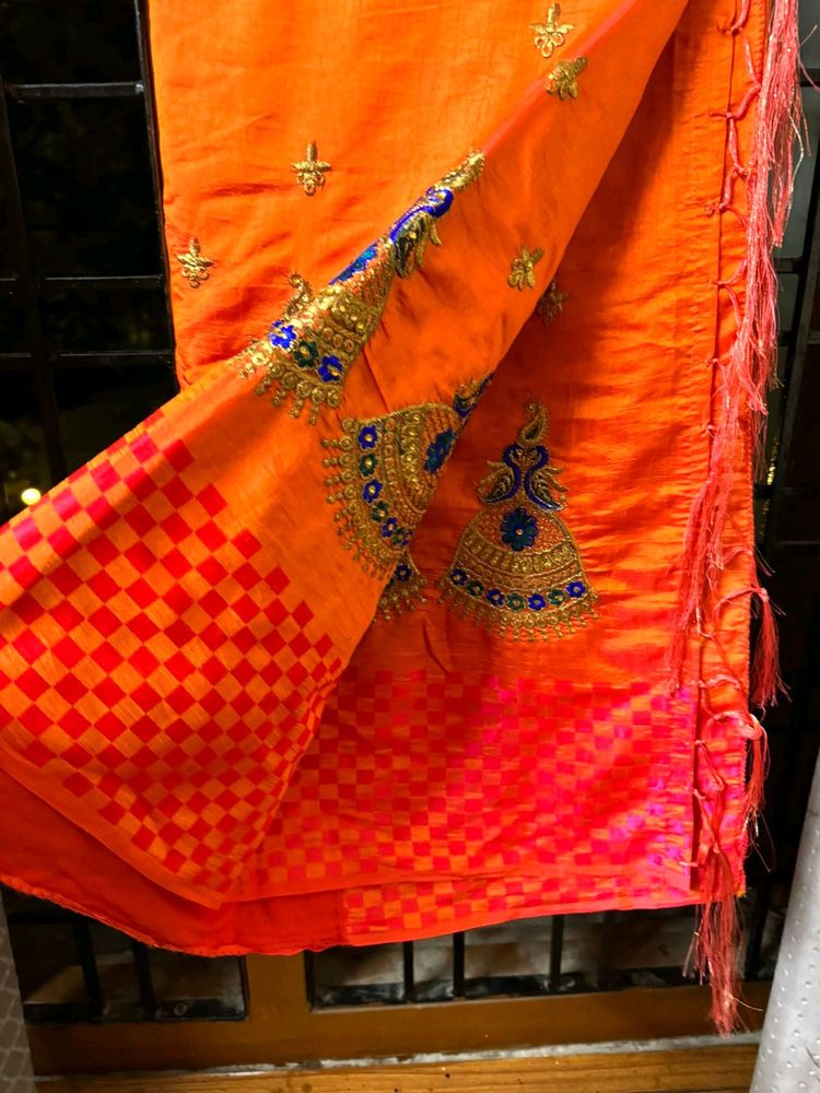 New Contrast Beutiful Saree With Stitched Bl