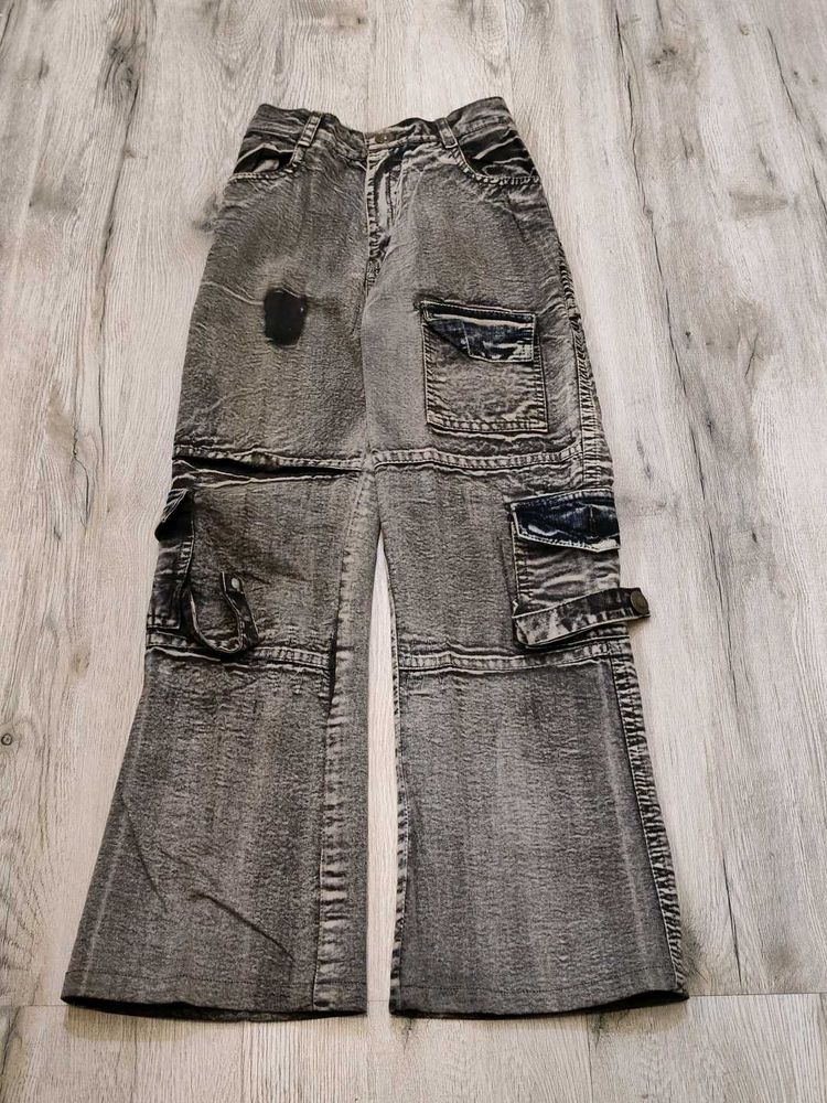 Ma2367 Sabrin Bootcut jeans waist 22 inches