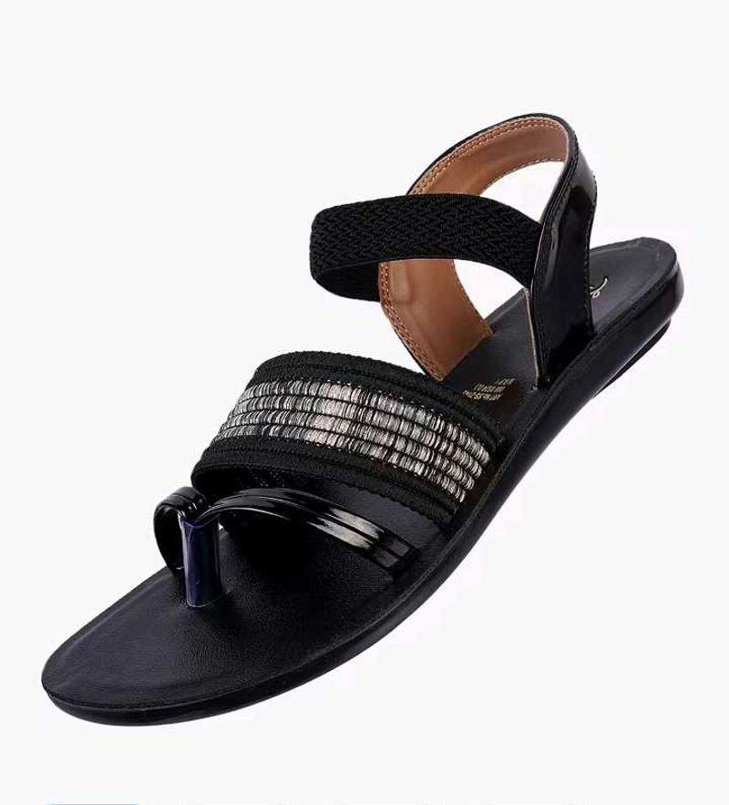 🖤Stylish Black Embellished Flat Sandals