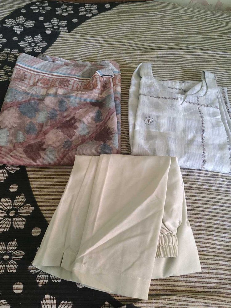 winterWomen's Ethnic Kurta Set