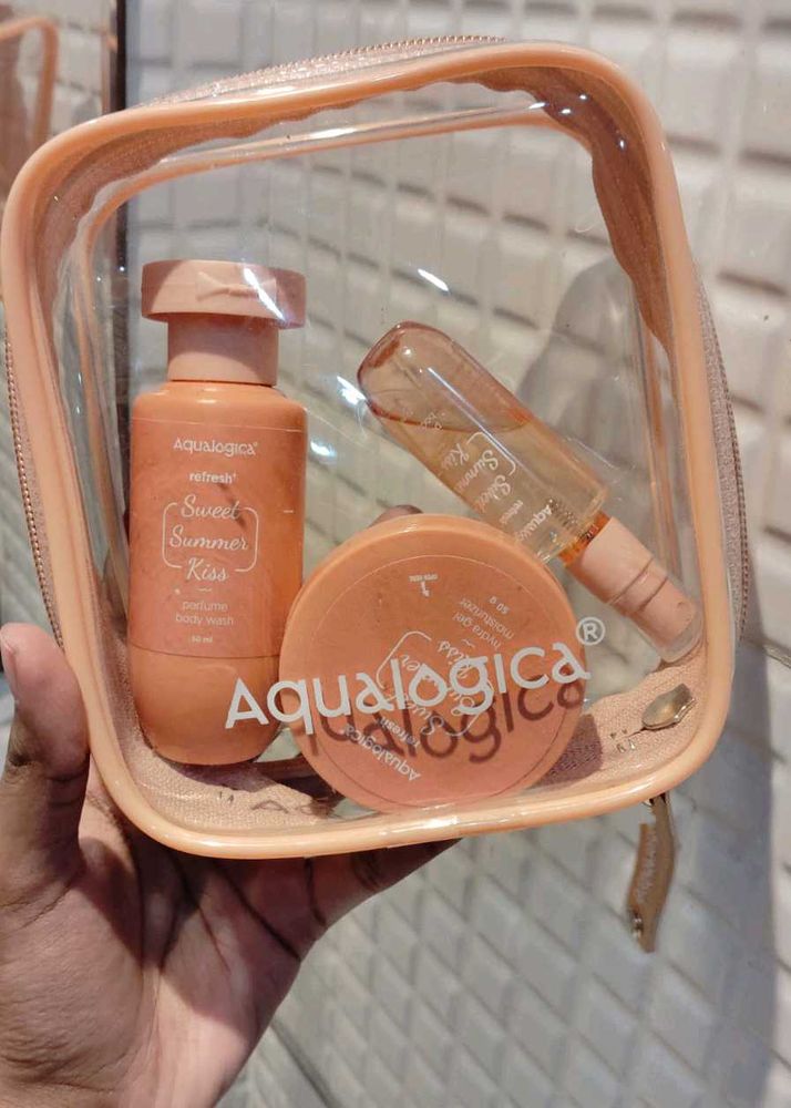 Aqualogica Sweet Summer Kiss Skincare Set