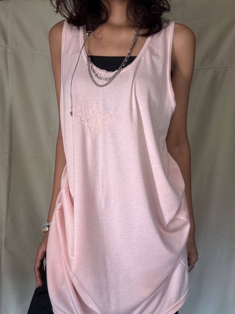 Pink sleeveless camisole