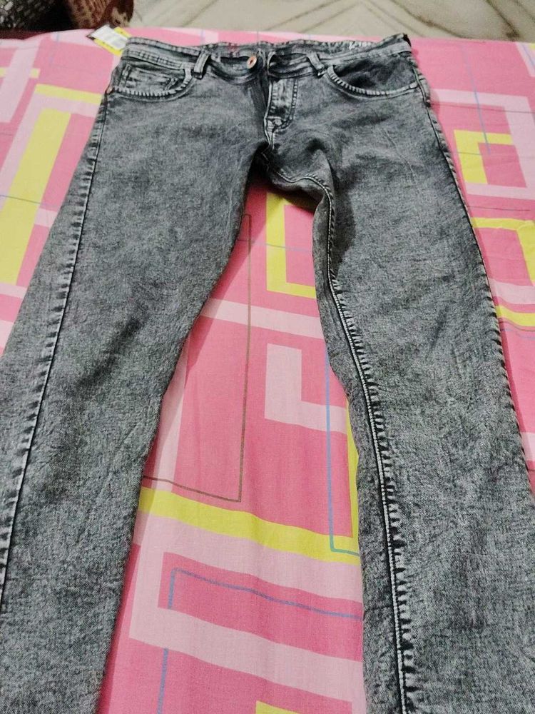 Stylish Grey Acid-Wash Denim Jeans | Trendy Casual