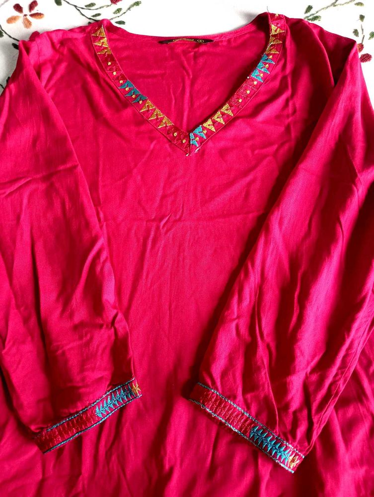Vibrant Pink Embroidered Kurta