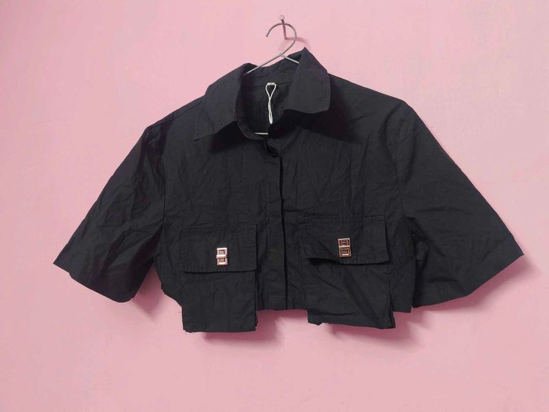 Stylish Black Cropped shirt